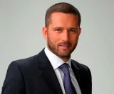 Rodrigo Goldberg — Conferencista de Trabajo En Equipo Confianza y Cohesion