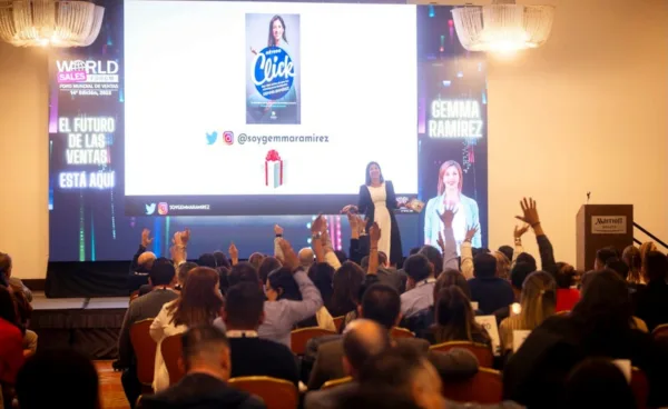 Gemma Ramírez, conferencista para eventos corporativos sobre Liderazgo Consciente