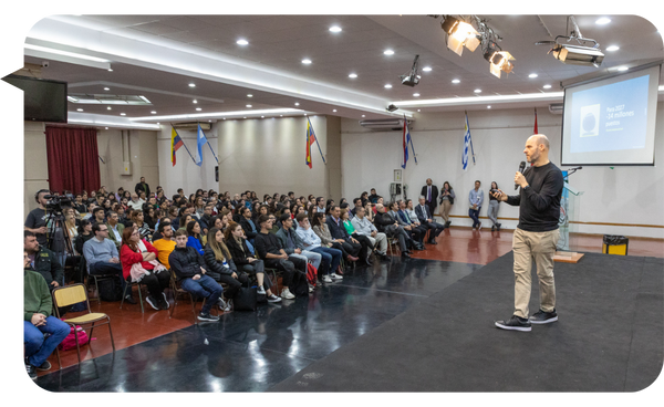 Alejandro Melamed, conferencista para eventos corporativos sobre Cultura Organizacional