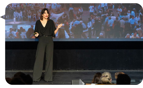 Izanami Martinez, conferencista para eventos corporativos sobre Liderazgo Inclusivo